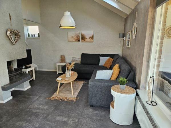 Bungalow Schotvanger House in North Holland (province)