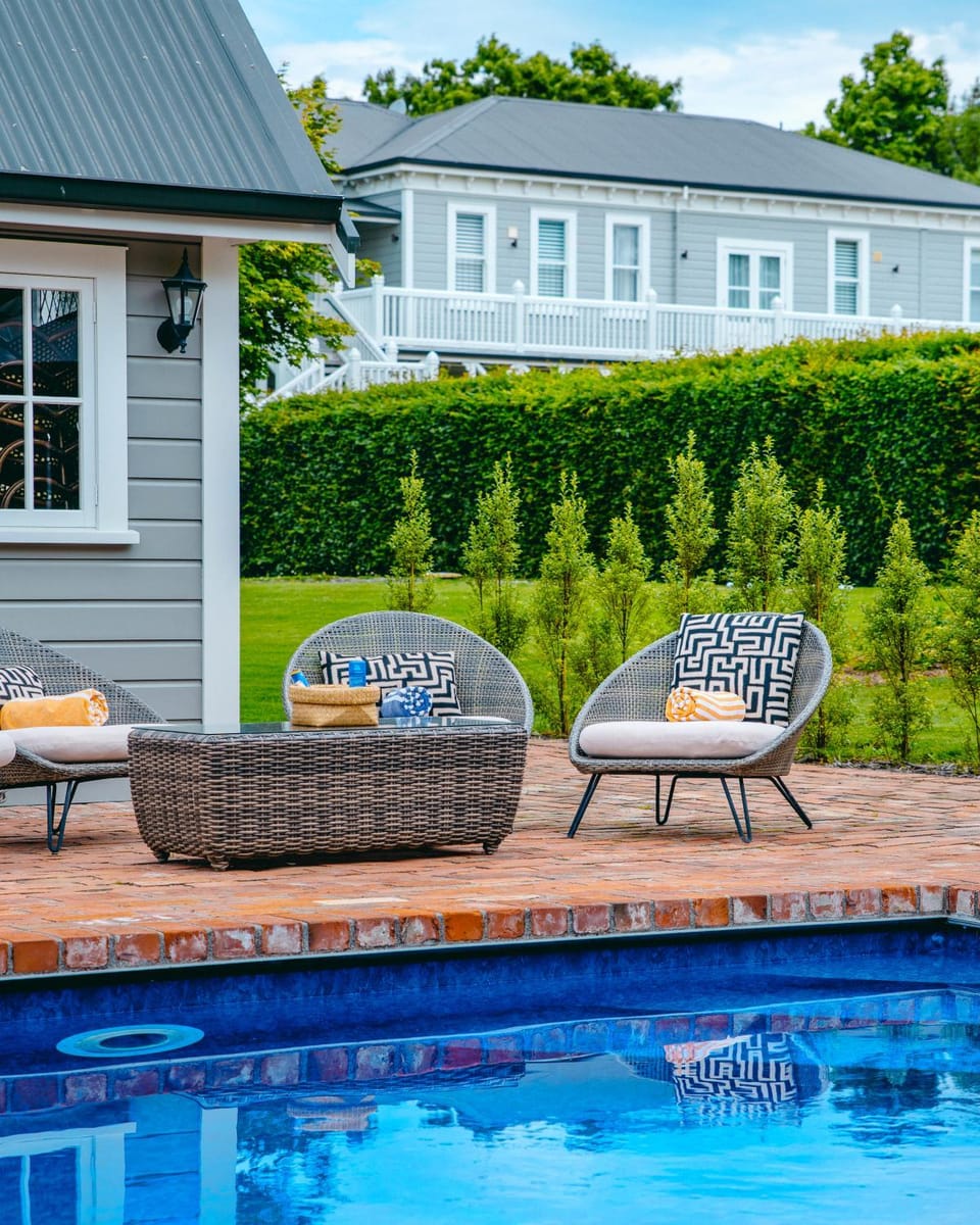 Pool view, Swimming pool