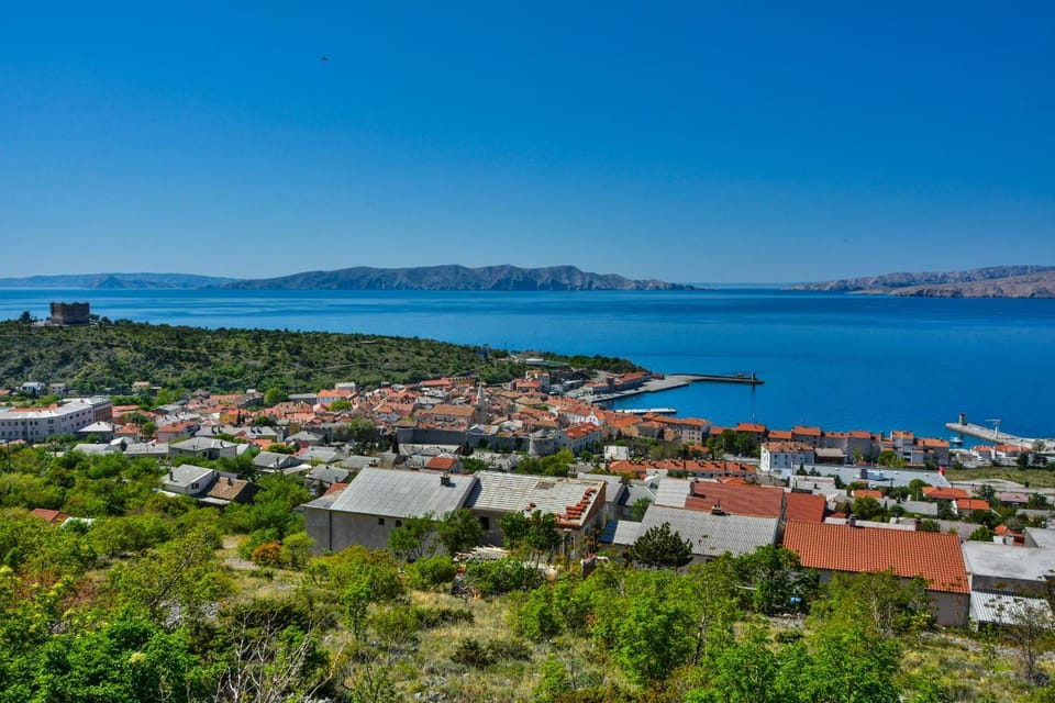 Nearby landmark, City view