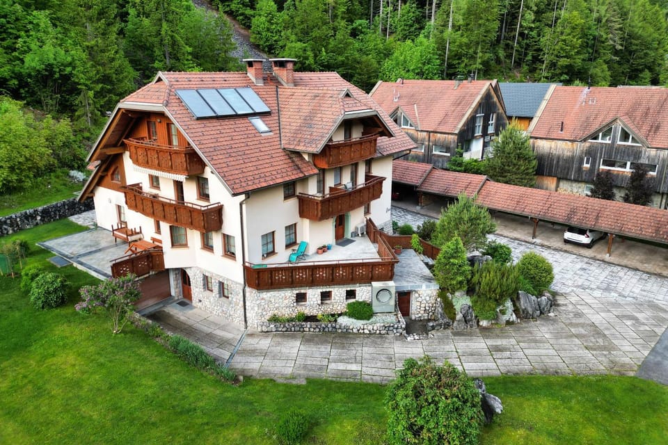Property building, Bird's eye view