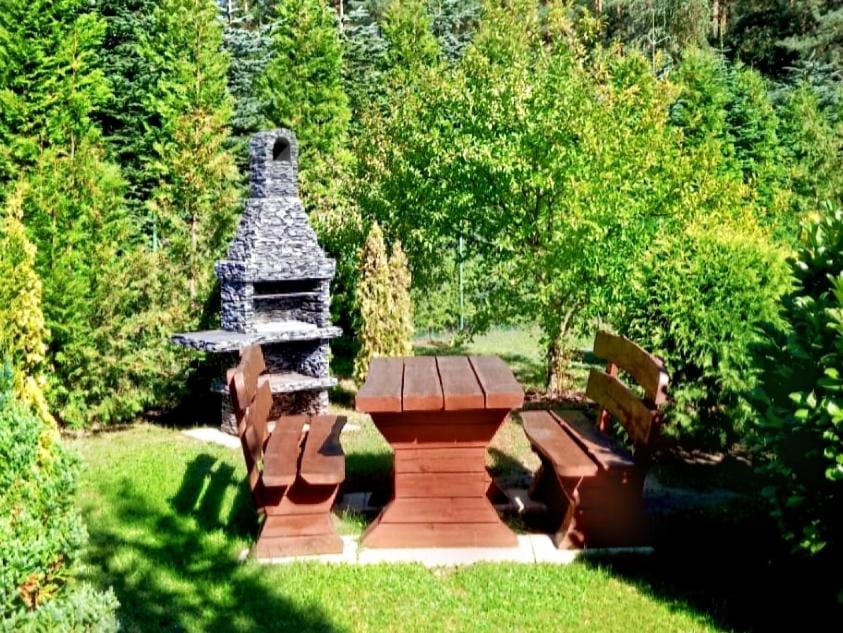 Spring, Day, BBQ facilities, Garden, Garden view