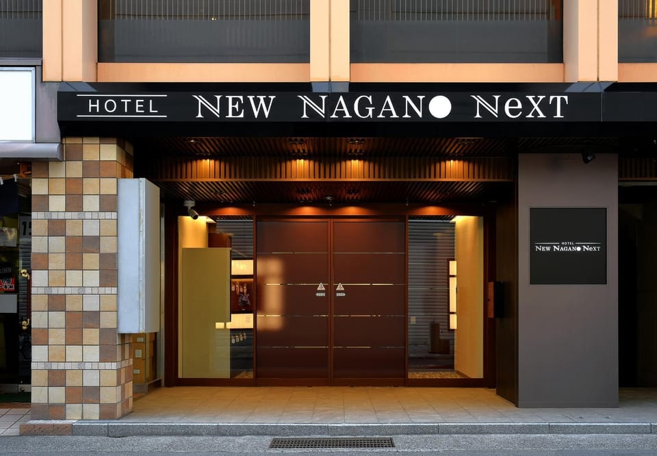 Property building, Facade/entrance, Property logo or sign