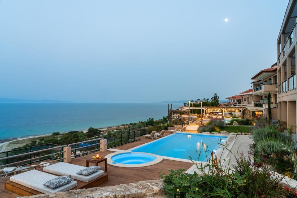 Property building, Swimming pool