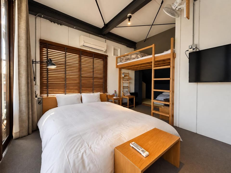 SIMA inn - Onomichi Bed and Breakfast in Hiroshima Prefecture