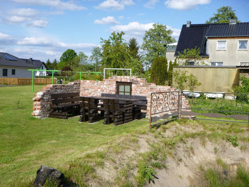 Property building, Garden