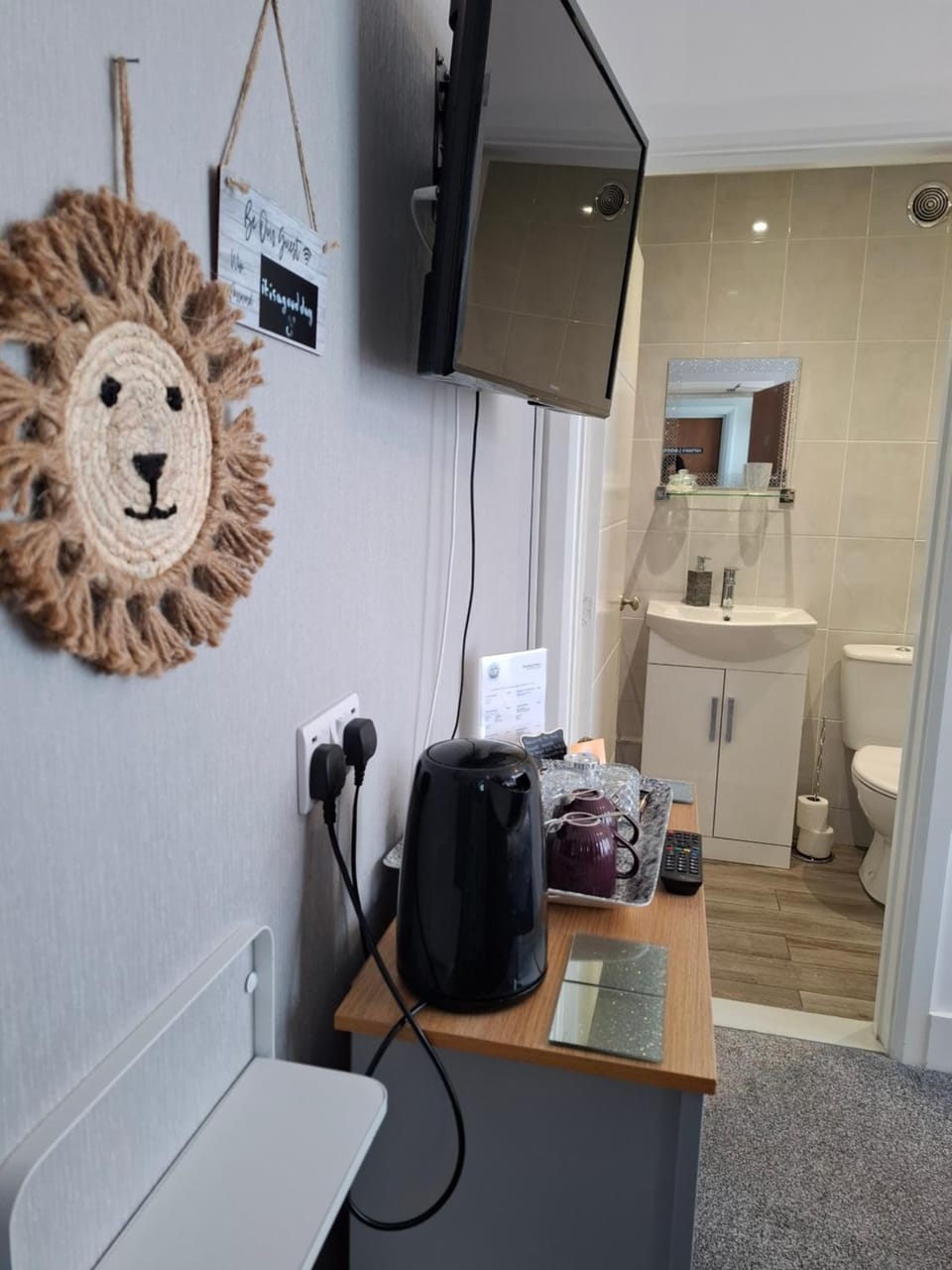 Bathroom, Coffee/tea facilities