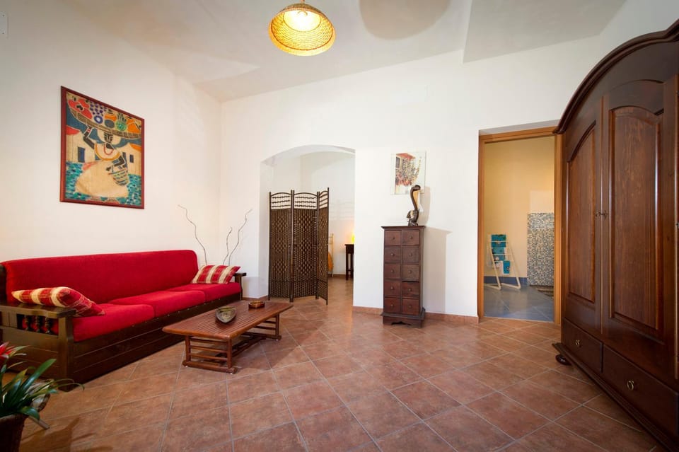 Bed, Living room