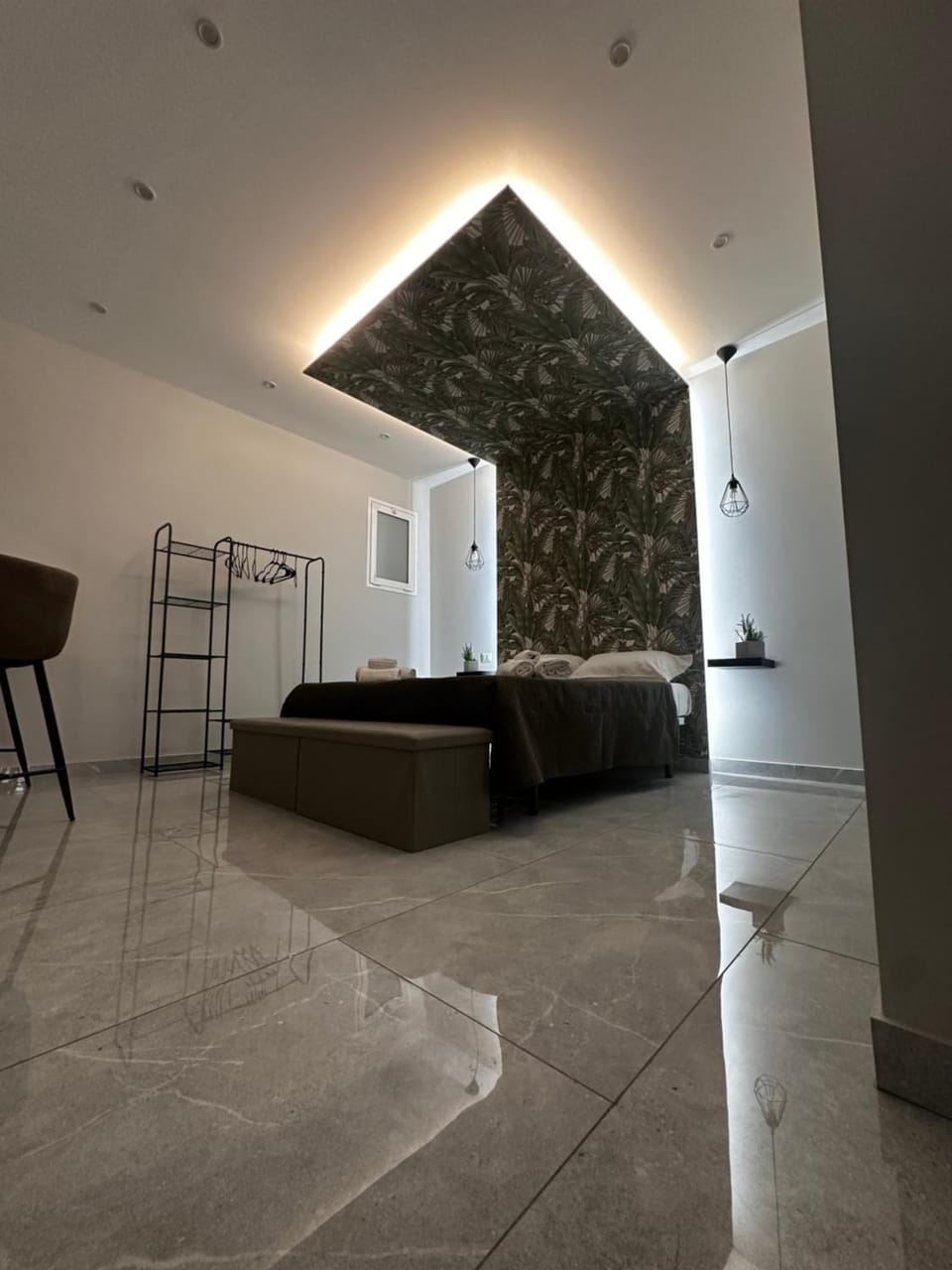 Bed, Photo of the whole room, Bedroom