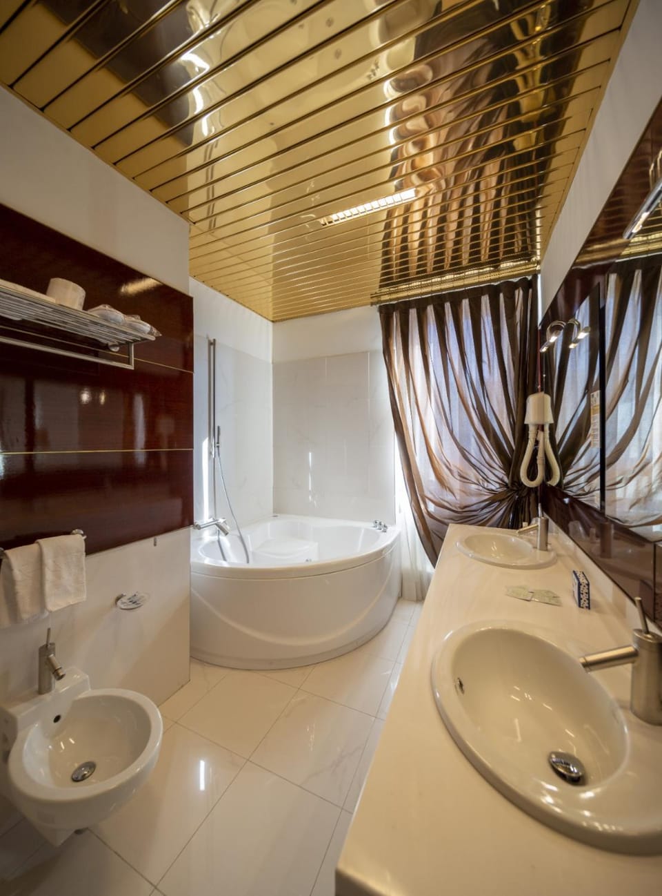 Bathroom, Bath