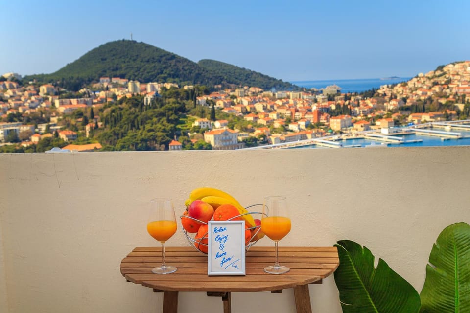 Balcony/Terrace, City view, Sea view