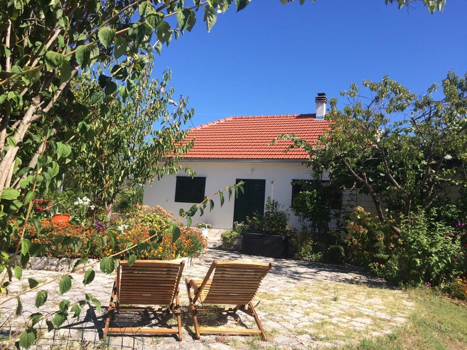 Holiday home "Kike & Mara" Bed and Breakfast in Šibenik-Knin County, Croatia