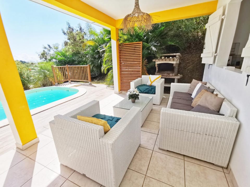 Villa Ananas - Exotic Villas Martinique House in Le Diamant