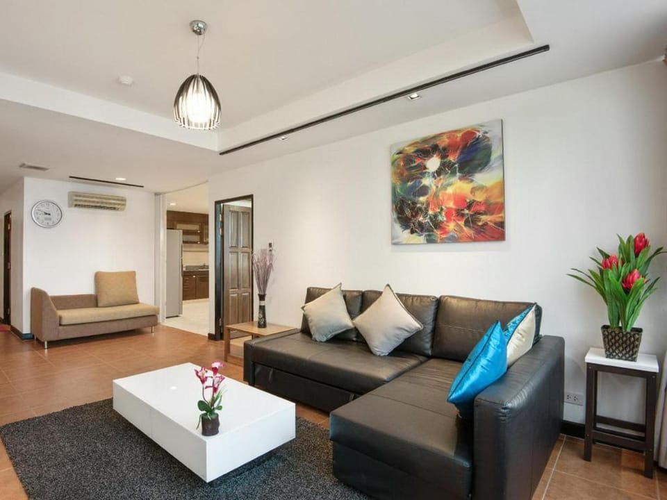 Serena Sathorn Suites Apartment in Bangkok