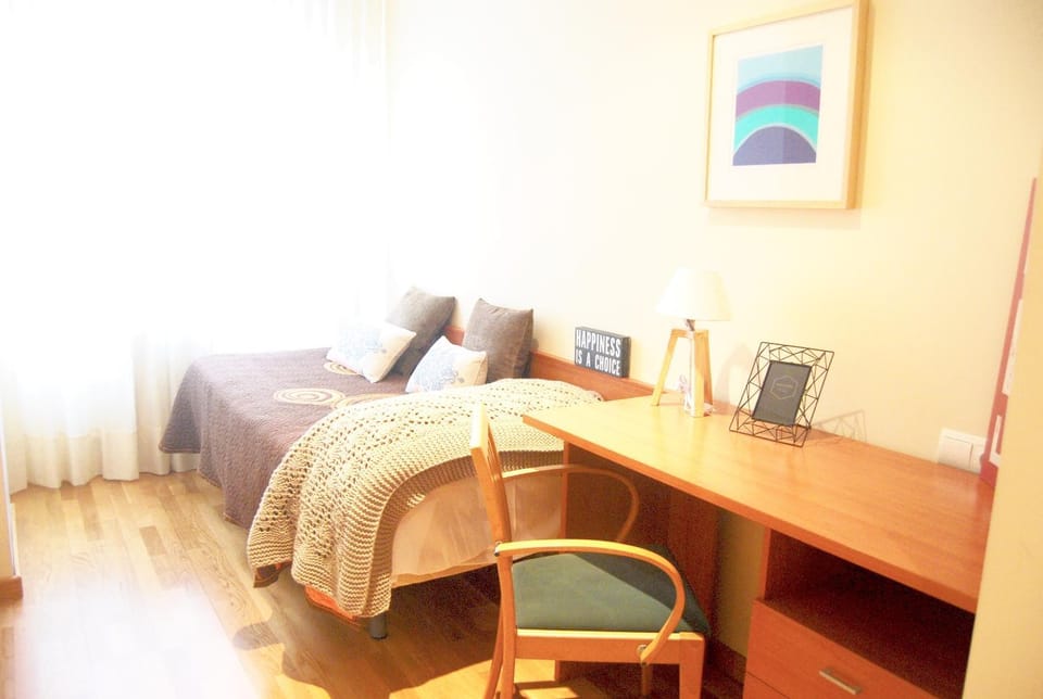 Bed, Photo of the whole room