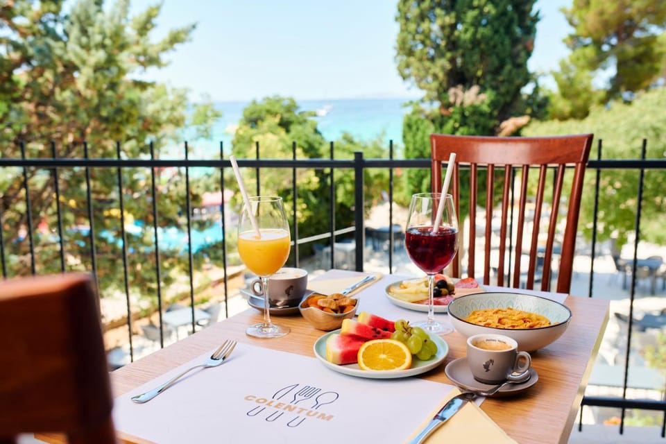 Day, Natural landscape, View (from property/room), Balcony/Terrace, Food and drinks, Food, Breakfast