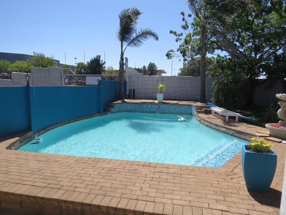 View (from property/room), Pool view, Swimming pool