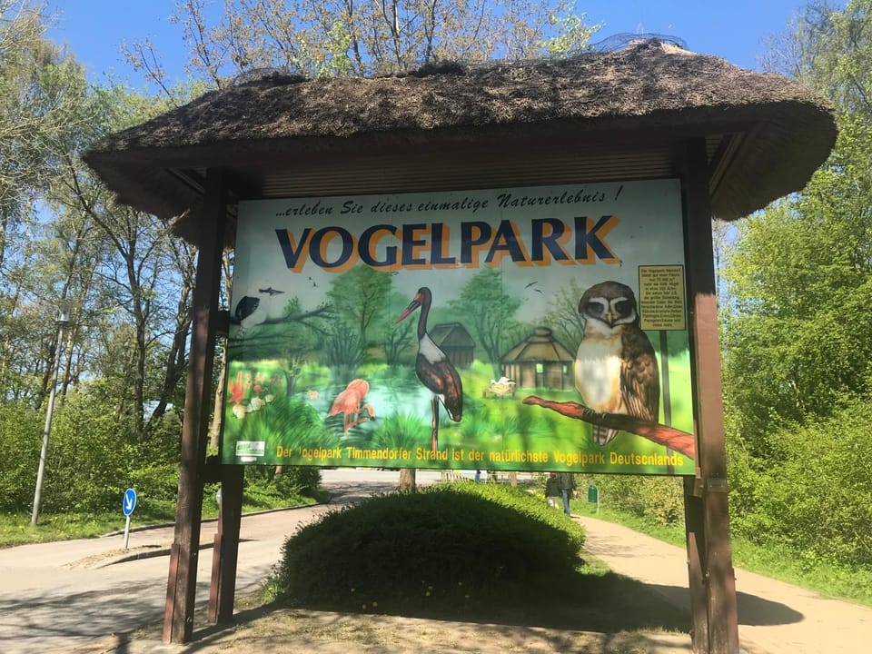 Neighbourhood, Natural landscape, Hiking, Cycling, Landmark view