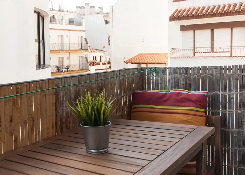 Property building, Balcony/Terrace