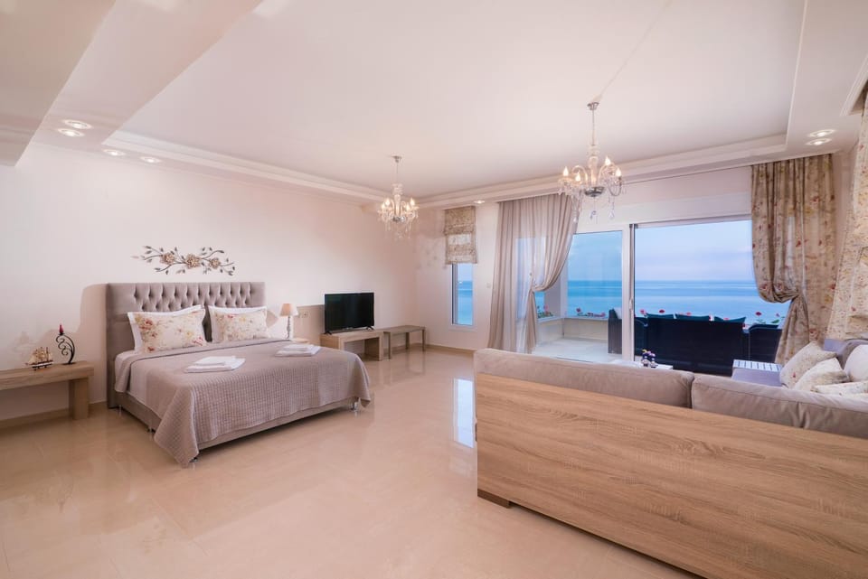 Kitchen or kitchenette, Living room, Seating area, Bedroom