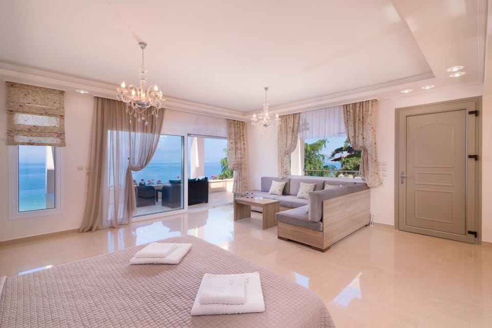 Kitchen or kitchenette, Living room, Seating area, Dining area, Bedroom