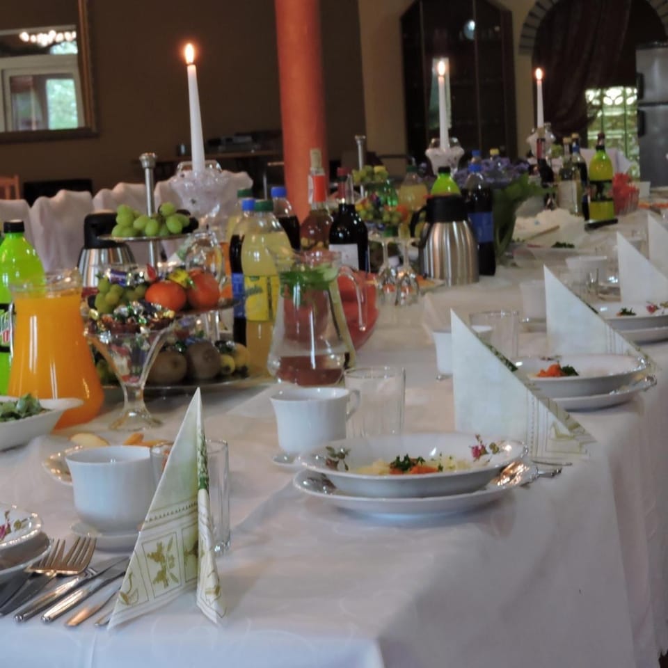 Restaurant/places to eat, Food and drinks, Banquet/Function facilities, wedding