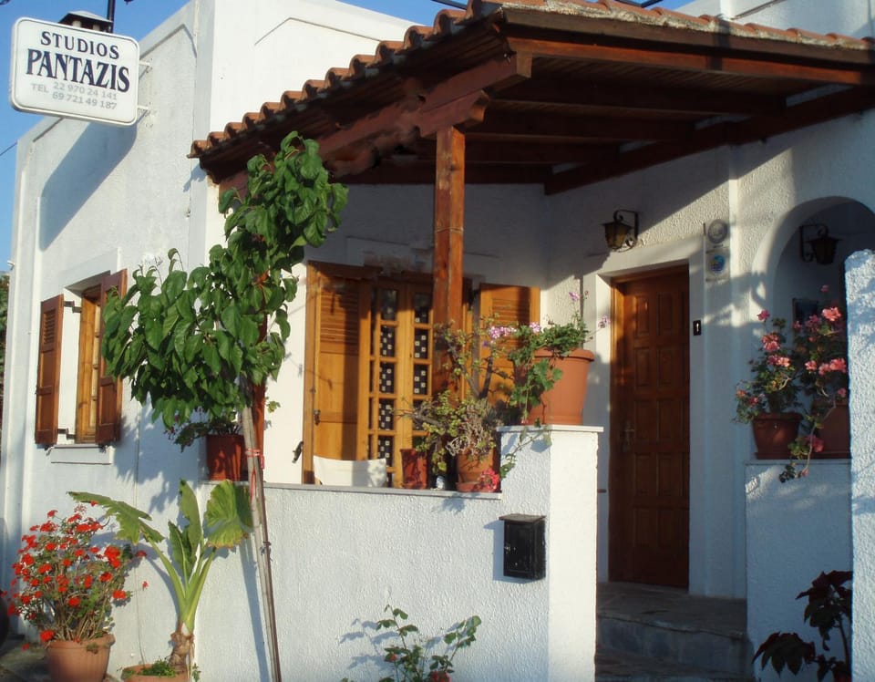 Pantazis Studios Bed and Breakfast in Argolis, Greece