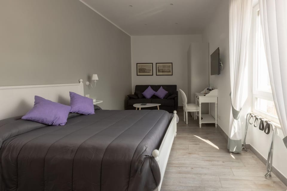 Suite Napoletana Bed and Breakfast in Naples