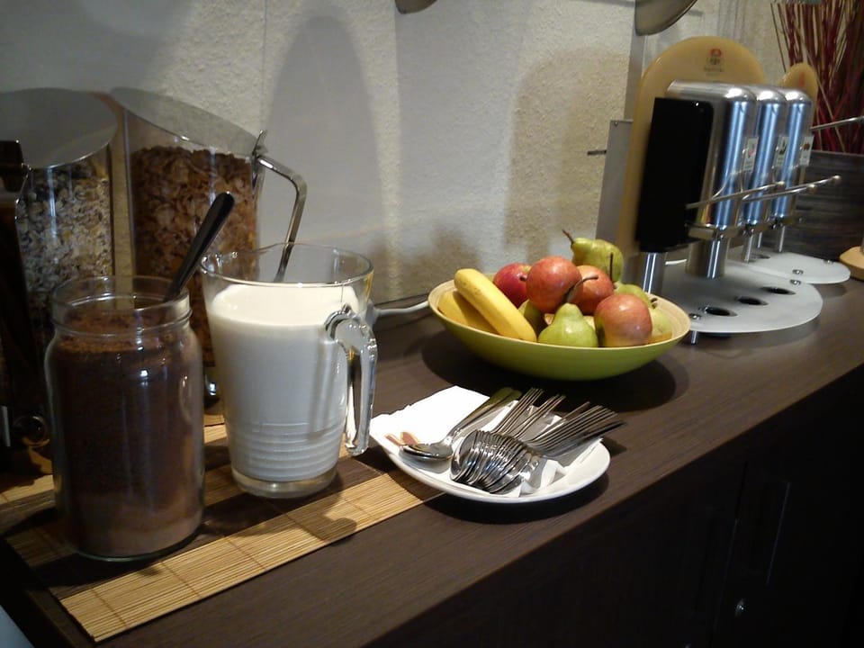 Food and drinks