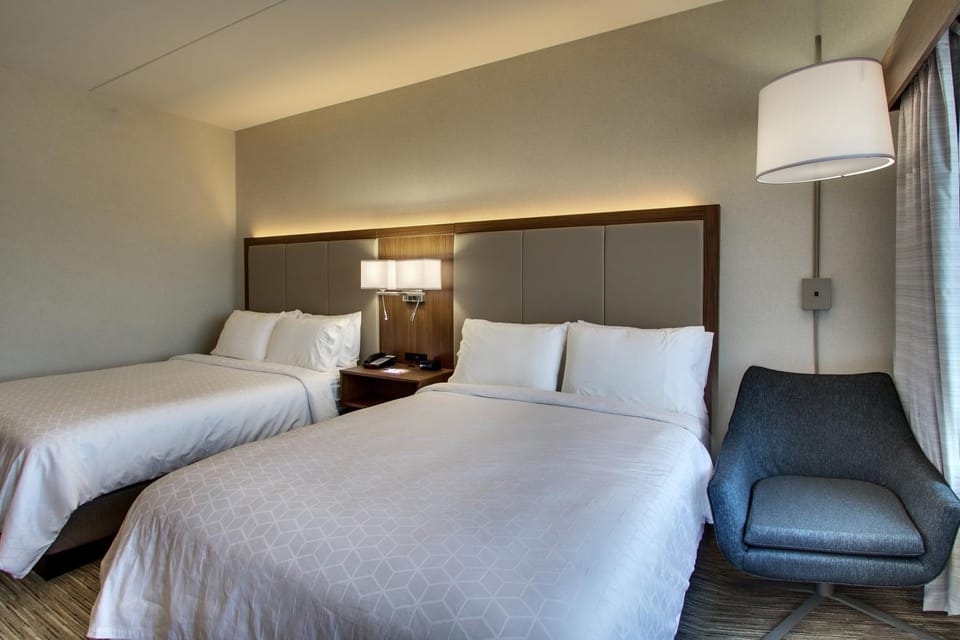 Holiday Inn Express & Suites Findlay North by IHG Hotel in Findlay