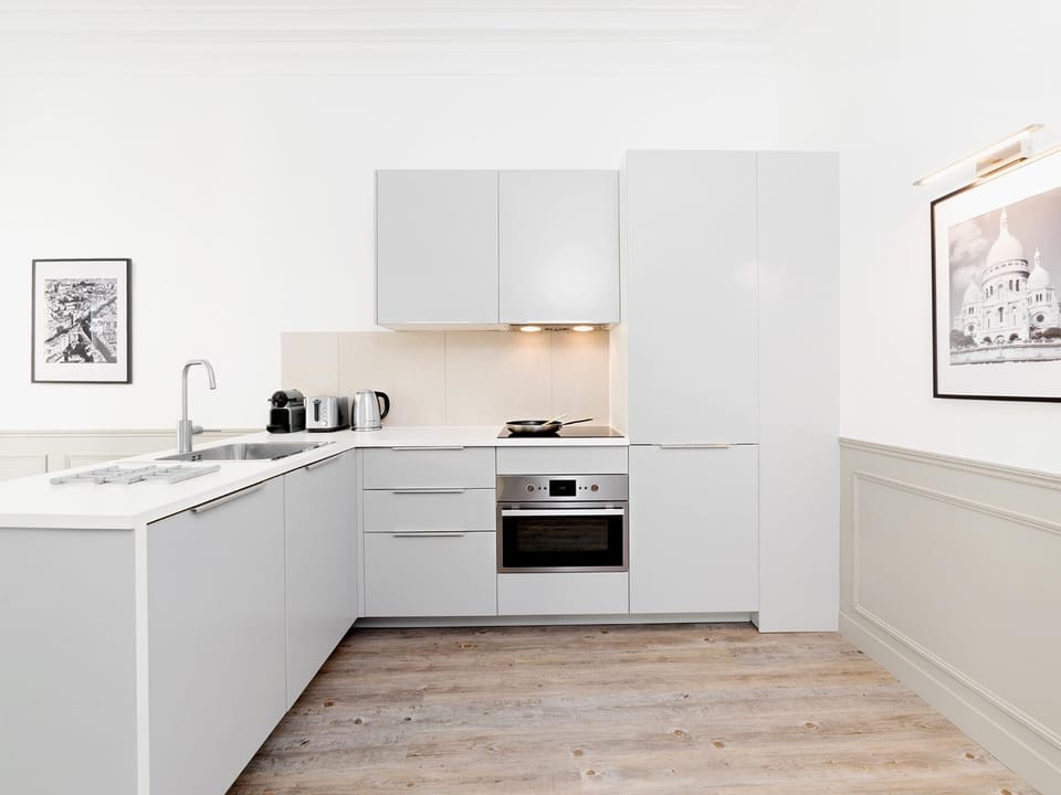 Kitchen or kitchenette