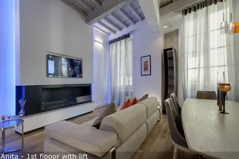 TV and multimedia, Living room