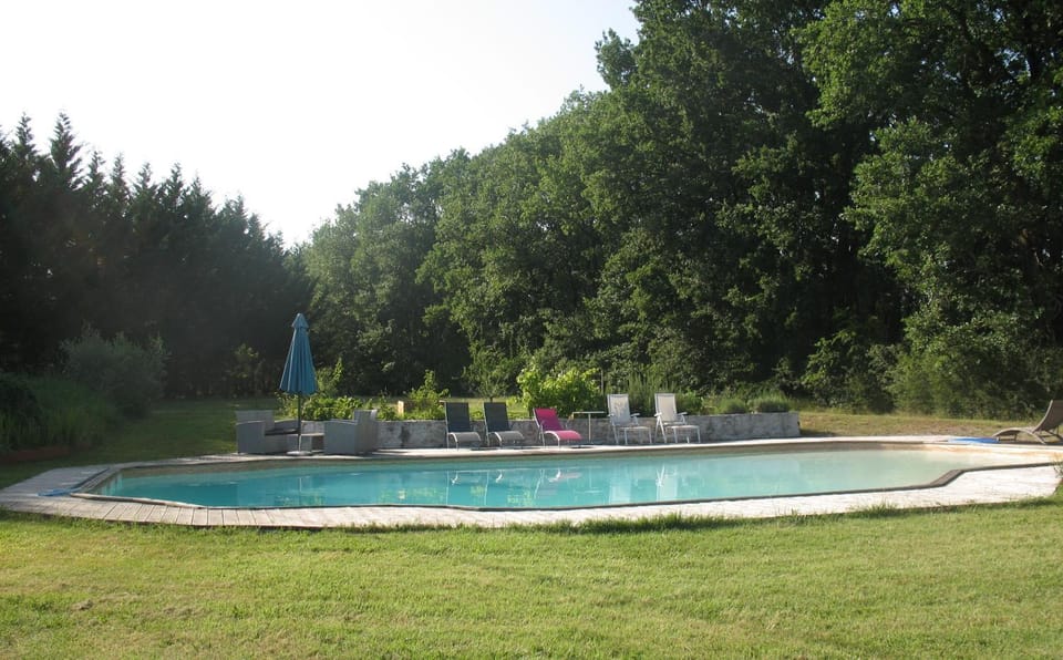 Property building, Swimming pool, Swimming pool