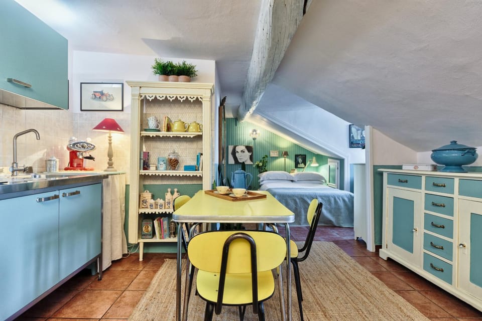Kitchen or kitchenette, Living room, Dining area