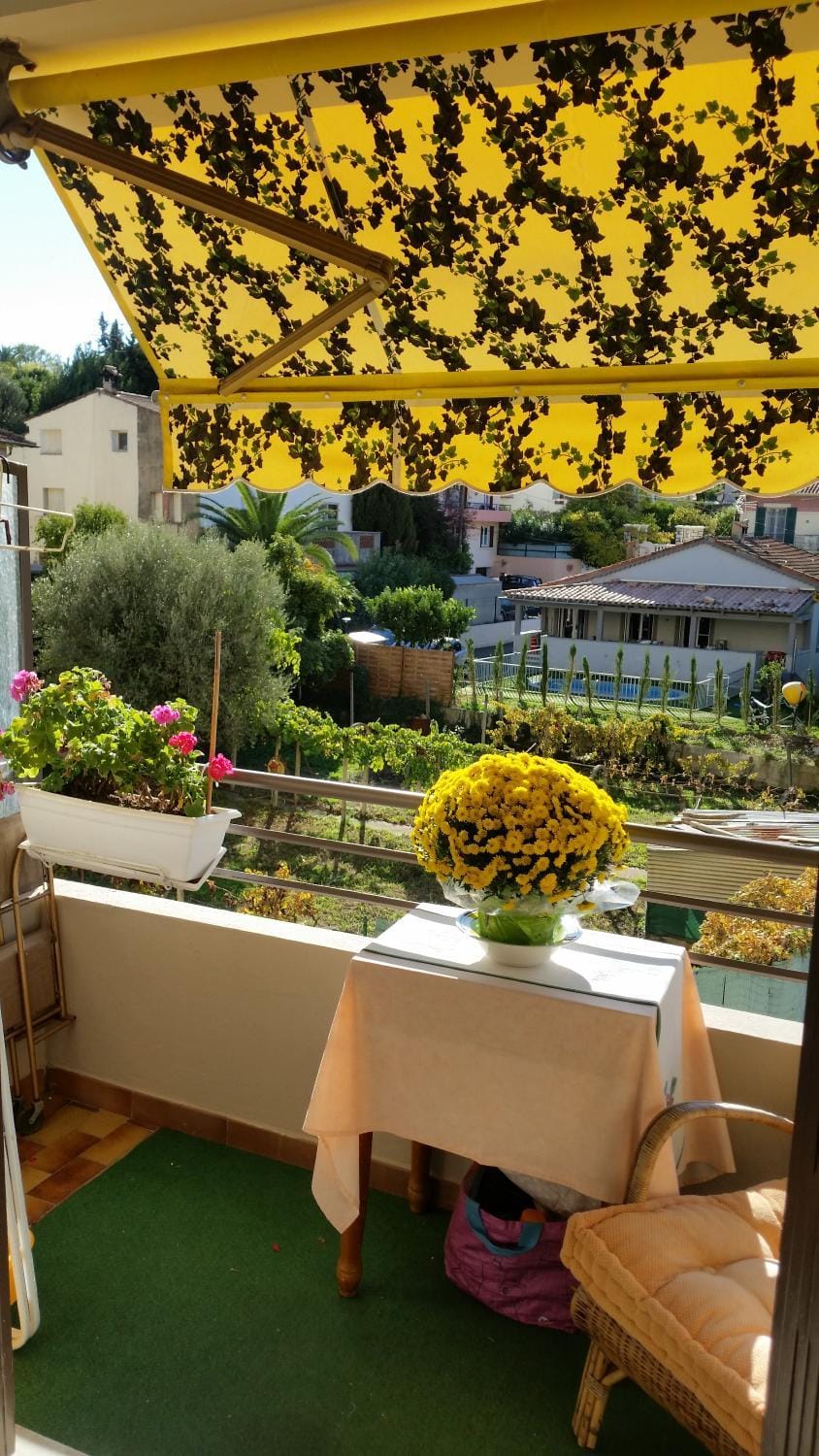 Chambre chez l’habitant chez Nadine Vacation rental in Cagnes-sur-Mer