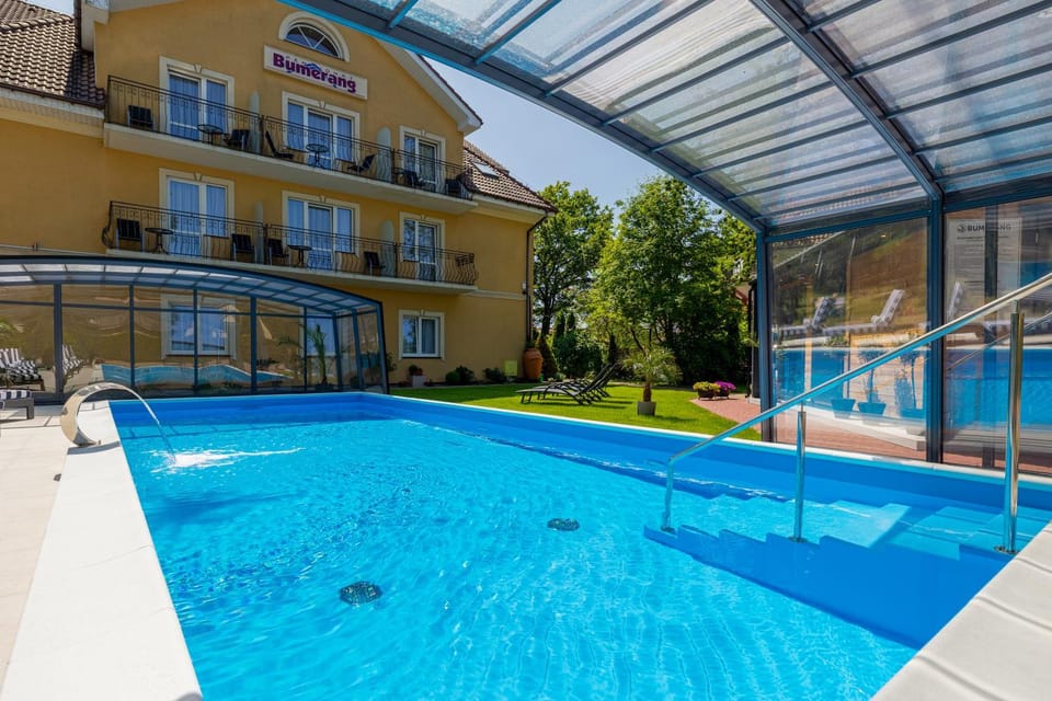 Property building, Swimming pool