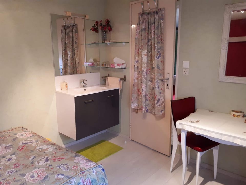 "les amandiers" Bed and Breakfast in Colmar