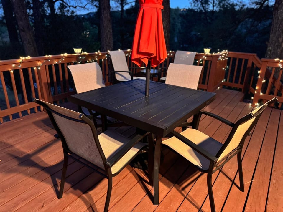 Patio, Dining area