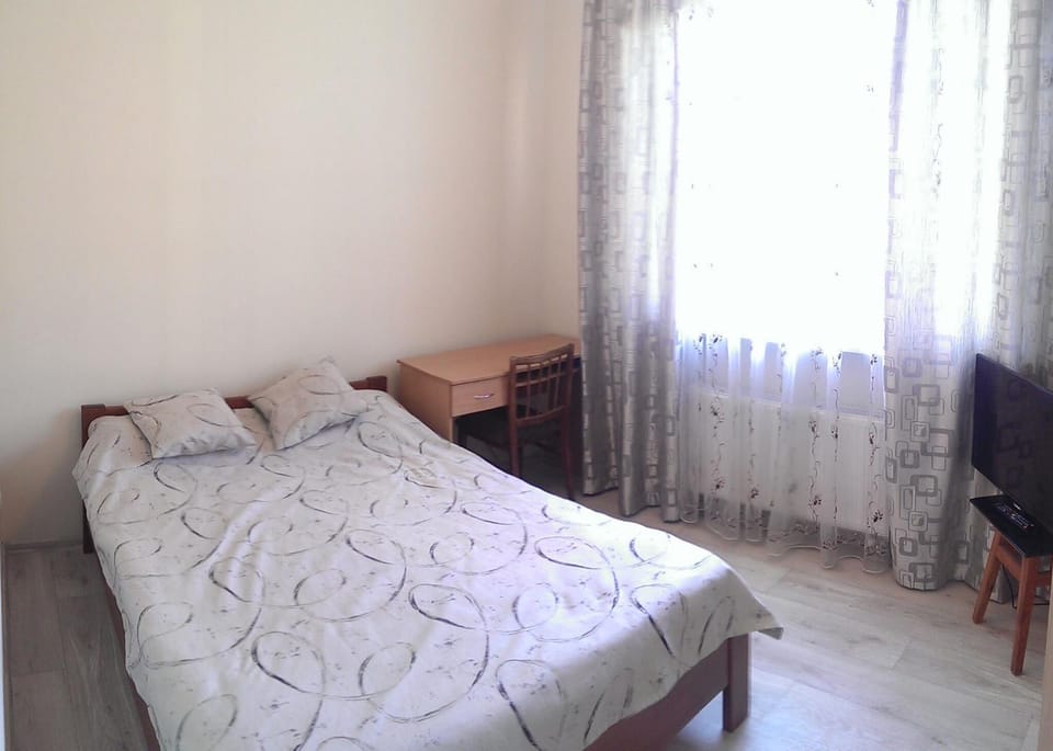 Гостевой Дом у Моря, Guest House by the Sea Bed and Breakfast in Odessa