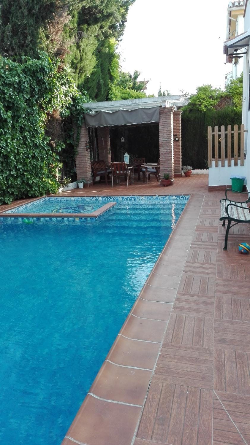 Pool view, Swimming pool