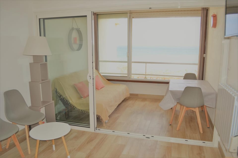 Studio Lovely Sea Apartment in Le Barcarès
