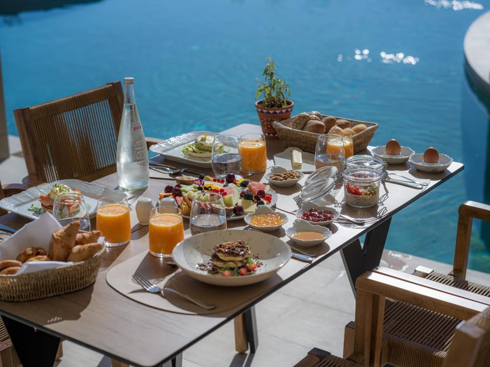 Food and drinks, Food, Breakfast, Drinks