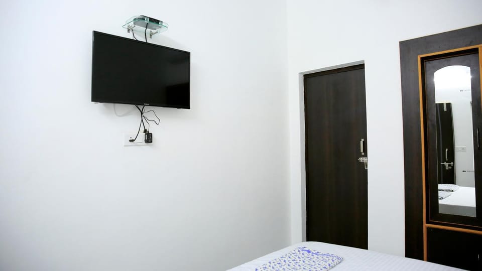 Sanidhya Inn Hotel in Rishikesh