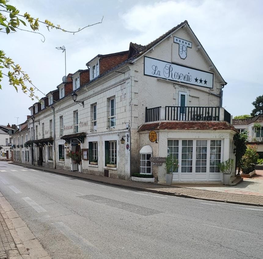 Hotel La Roseraie Hotel in Centre-Val de Loire