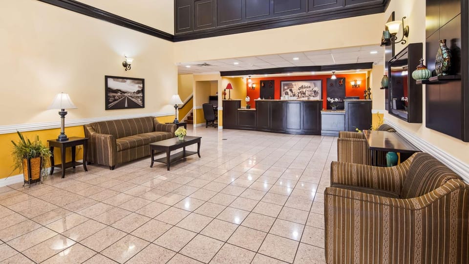 Lobby or reception, On site