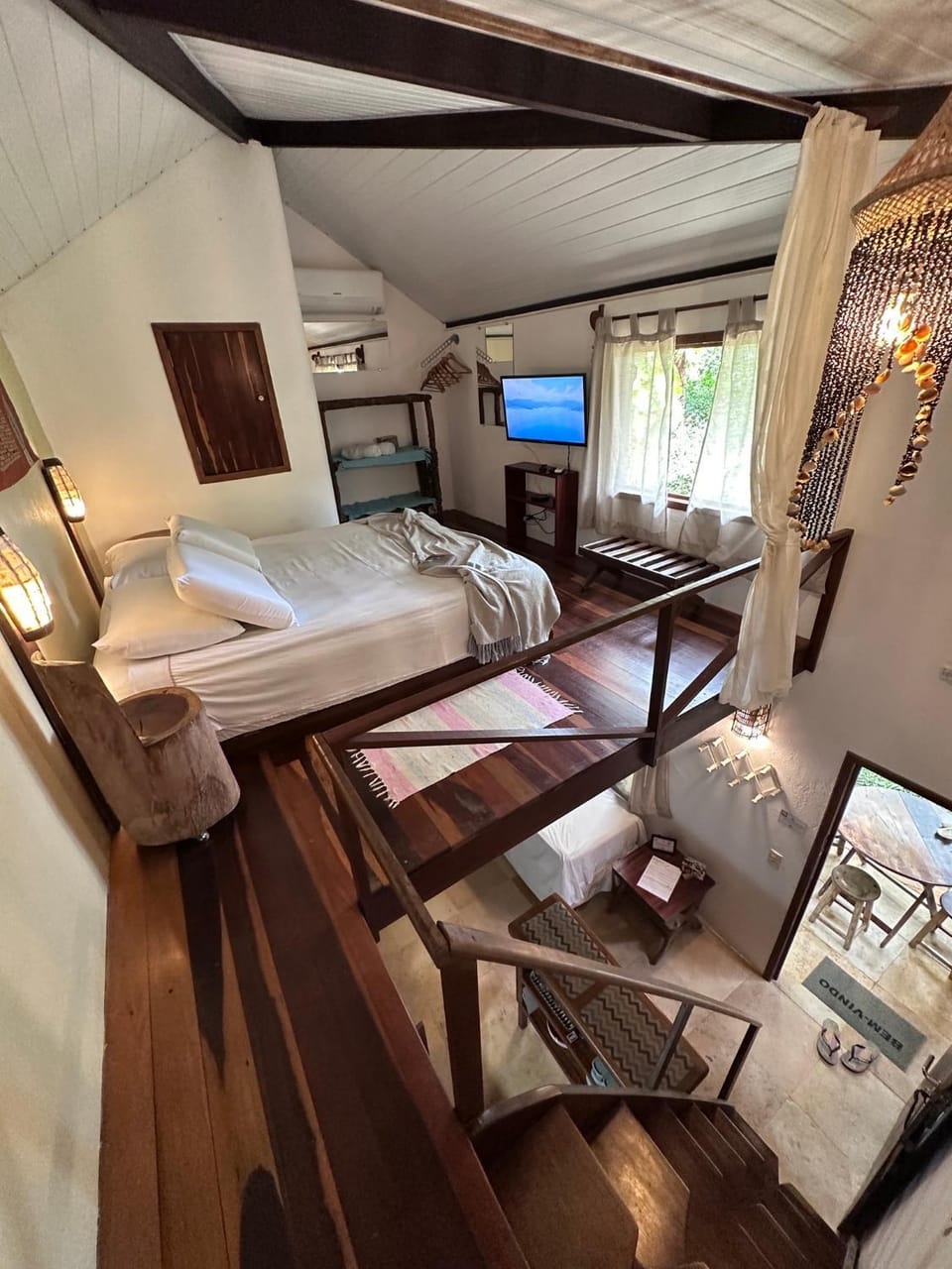 Bed, TV and multimedia, Photo of the whole room, Bedroom, air conditioner