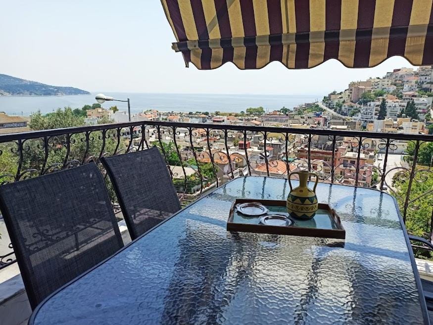 Balcony/Terrace, City view, Sea view, Street view