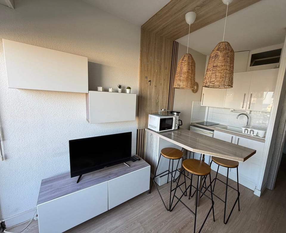 Studio Cabine Vue mer et Port Cabin in Mauguio