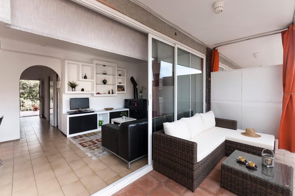 Balcony/Terrace, Living room