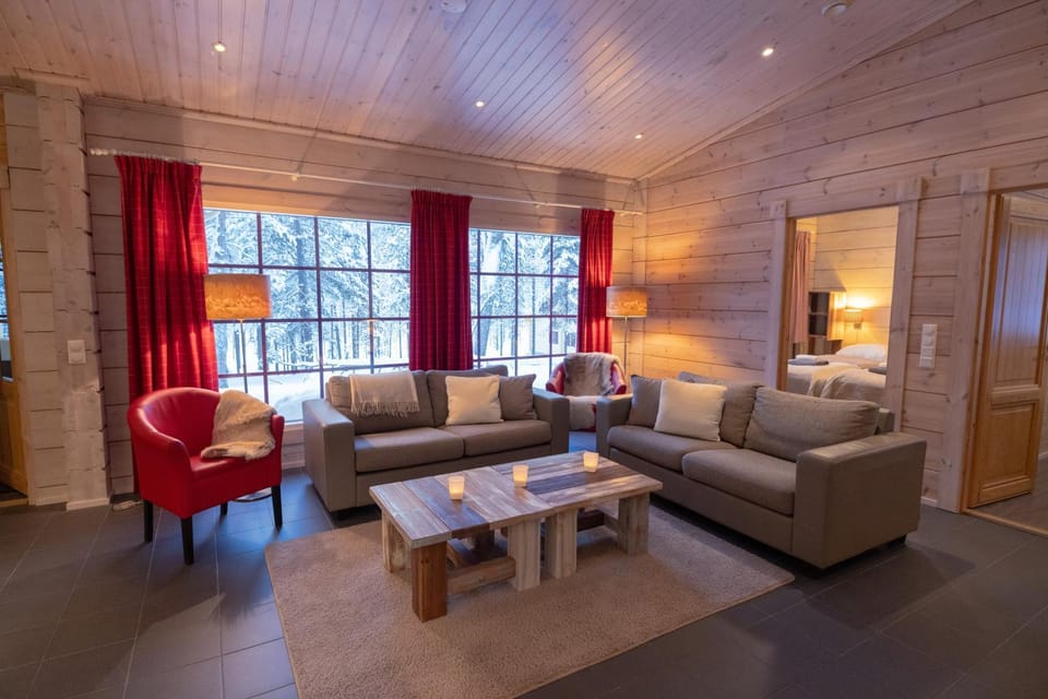 Living room, Seating area