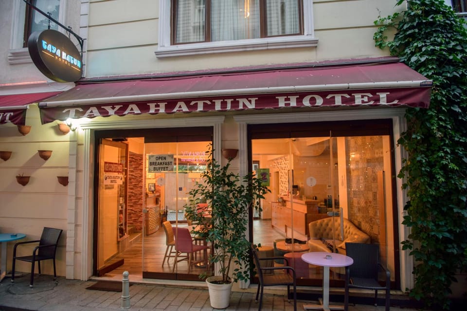 Facade/entrance, Lobby or reception, Banquet/Function facilities, Street view